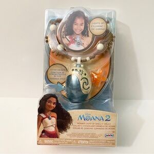Disney Moana 2 Light-Up Shell Necklace & Sea Star Toy Jakks Pacific
